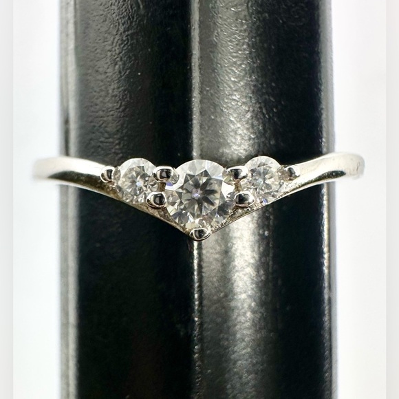 Ring Jewelry - Moissanite Wedding Band Three Stone Anniversary Ring Guard Round GRA Certified